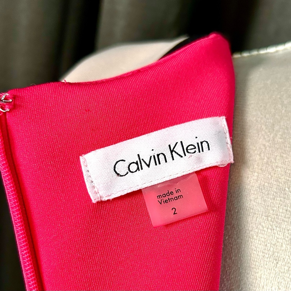 Calvin Klein Pink, Black, Beige Sleeveless Knee-Length Geometric Dress, Size 2 - Picture 8 of 8